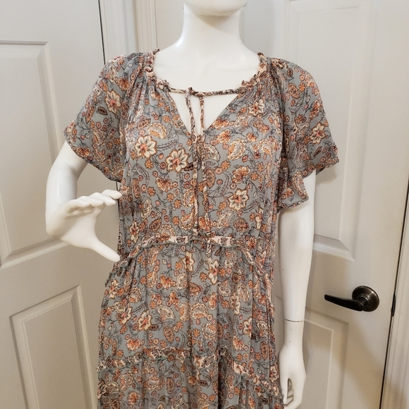 Bila Size Large - Picture 2 of 7